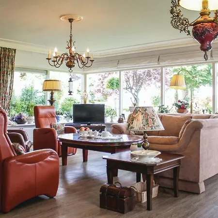 Stunning In W Wifi And 4 Bedrooms בית נופש Uddel