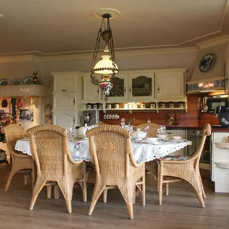 Stunning In W Wifi And 4 Bedrooms בית נופש